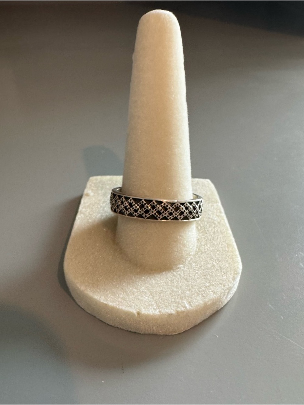 Sterling Silver/925 Vintage Black And Silver Crosshatch Band Ring Size 9